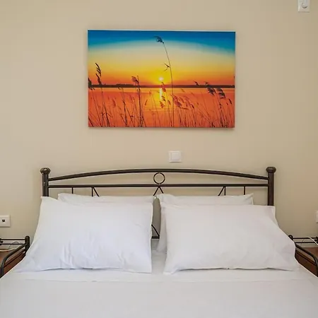 Ourania Near Myrtos * Divarata