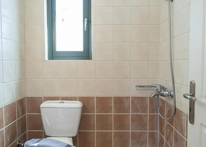 Ourania Near Myrtos Divarata